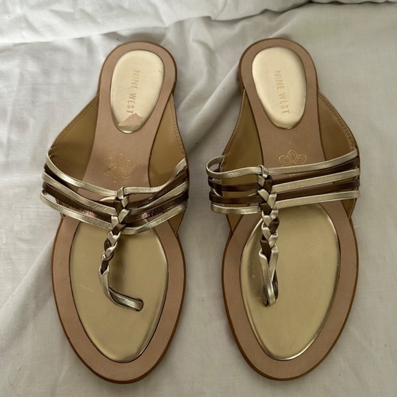 NWT - Nine West Leather Sandals - Size 9 - Picture 2 of 7